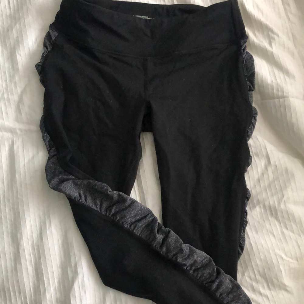 Victoria’s Secret VSX leggings